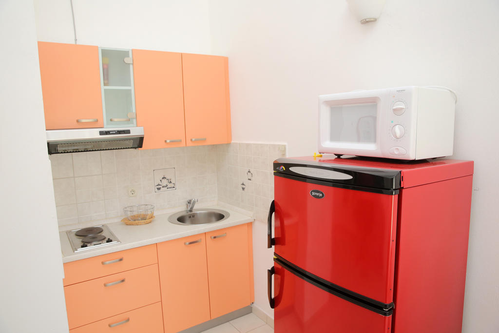 Apartmani Ukalovic Задар Экстерьер фото