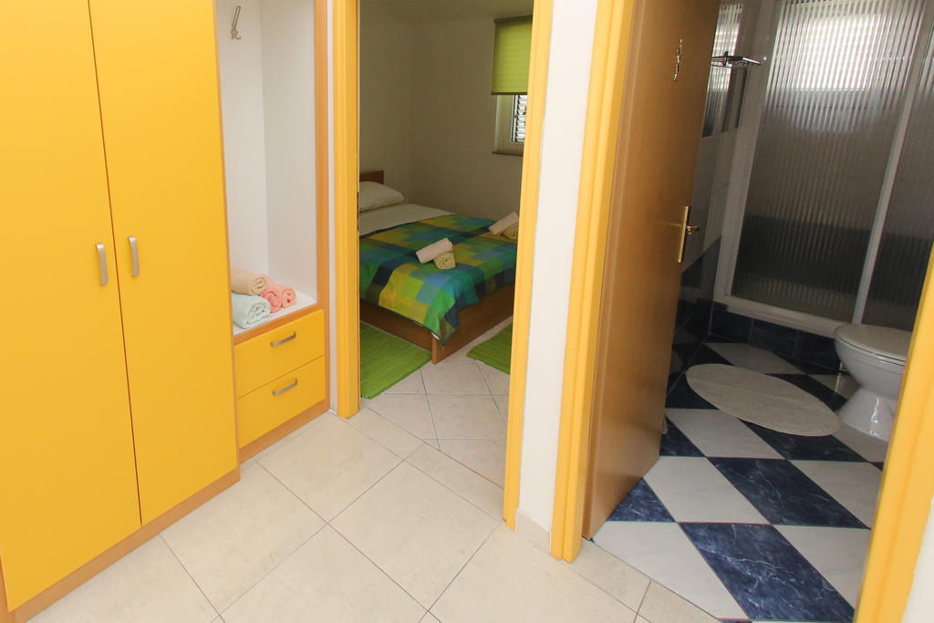 Apartmani Ukalovic Задар Экстерьер фото