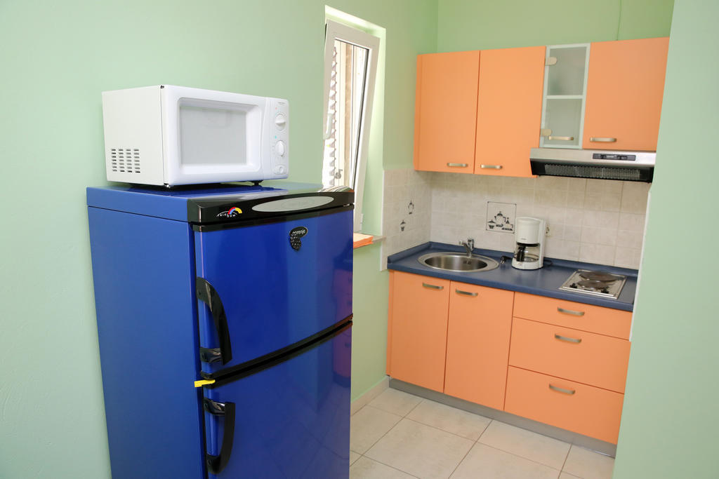 Apartmani Ukalovic Задар Экстерьер фото