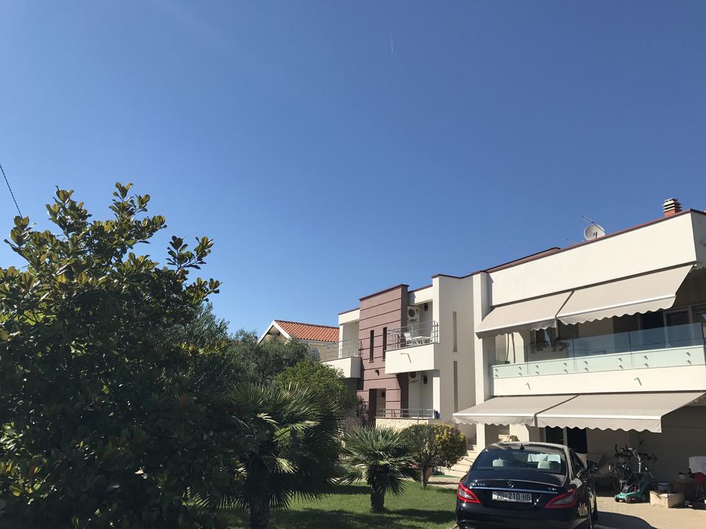 Apartmani Ukalovic Задар Экстерьер фото